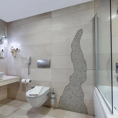 Sisushotel Ξενοδοχείο 4*