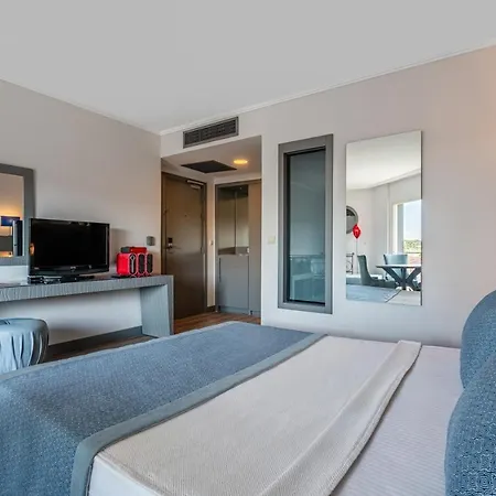 Ξενοδοχείο Sisushotel